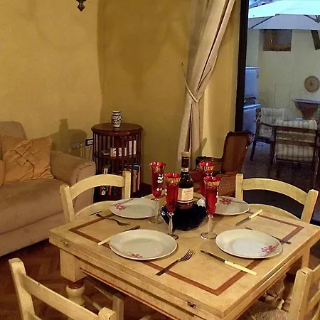 Guelfa Patio Apartamento